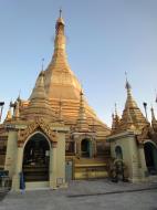Asisbiz Yangon Sule Pagoda goldern stupa Jan 2010 11
