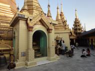 Asisbiz Yangon Sule Pagoda inner patio Jan 2010 02