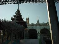 Asisbiz Mandalay Hill Sutaungpyei Pagoda Dec 2000 01