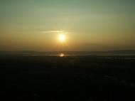 Asisbiz Mandalay Hill Sutaungpyei Pagoda sunset Nov 2004 01