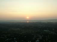 Asisbiz Mandalay Hill Sutaungpyei Pagoda sunset Nov 2004 06