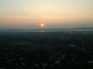 Asisbiz Mandalay Hill Sutaungpyei Pagoda sunset Nov 2004 07