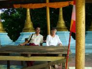 Asisbiz Between Kyauktan and Thilawa Port blue pagoda Oct 2004 02