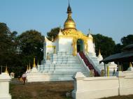 Asisbiz Between Kyauktan and Thilawa Port blue pagoda Oct 2004 15