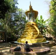 Asisbiz U To near Hle Guu dragon protecting the Buddha statue 2010 01