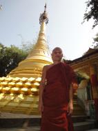 Asisbiz U To near Hle Guu way to Prome head monks assistant 2010 02