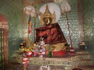 Asisbiz U To near Hle Guu way to Prome sacred Buddha Jan 2010 01