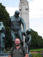 Asisbiz Vigeland Sculpture Park father and son Oslo Norway 01