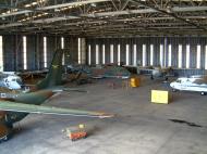 Asisbiz PNG Defence Force Hangar Jacksons Airport Sep 2002 02