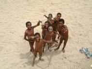 Asisbiz PNG Port Morseby Ela Beach Area Sep 2002 07