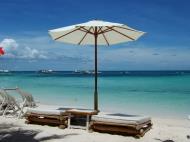 Asisbiz Philippines Panay Negros Sugar Islands Boracay Punta bunga beach May 2007 12