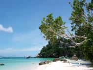 Asisbiz Philippines Sugar Islands Boracay Punta bunga beach Resorts 2007 04