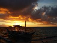 Asisbiz Philippines Sugar Islands Caticlan Boracay Bulabog beach Sunrise May 2007 01