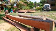 Asisbiz The master shows step by step how to cut straight using chainsaw to produce coco lumber Philippines 07