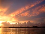 Asisbiz Sunsets are something to marvel Dimaka Island Coron Palawan Philippines Nov 2004 03