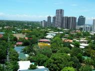 Asisbiz Manila Skyline Makati Urdaneta Village Discovery Primea Appartments May 2005 04