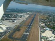 Asisbiz Philippine Airports Luzon Manila Airport 200303 02