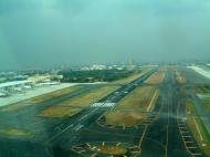 Asisbiz Philippine Airports Luzon Manila Airport 200303 05