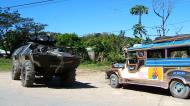 Asisbiz Philippines Puerto Garlera amry vehicle 2006 02