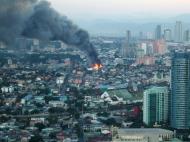 Asisbiz Philippines Roxas Triangle Makati Rockwell warehouse fire Dec 26 2004 05