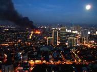 Asisbiz Philippines Roxas Triangle Makati Rockwell warehouse fire Dec 26 2004 16