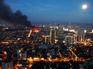 Asisbiz Philippines Roxas Triangle Makati Rockwell warehouse fire Dec 26 2004 17