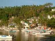 Asisbiz Local tourist and dive hangout Sabang Beach Oriental Mindoro Philippines Apr 2007 06