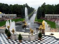 Asisbiz Peterhof Architecture Samson and Lion Fountain 2005 01