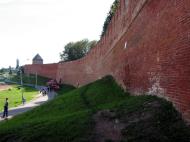 Asisbiz Veliky Novgorod Kremlin outer wall 2005 03