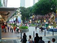 Asisbiz Singapore Orchard Street during Christmas 2004 01
