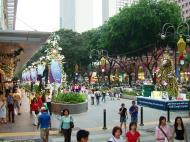 Asisbiz Singapore Orchard Street during Christmas 2004 04