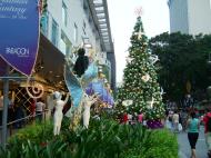 Asisbiz Singapore Orchard Street during Christmas 2004 05