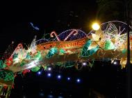 Asisbiz Singapore Orchard Street during Christmas 2004 22