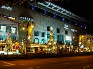 Asisbiz Singapore Orchard Street during Christmas 2004 25