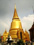 Asisbiz 03 Phra Siratana Chedi Grand Palace Bangkok 2010 06