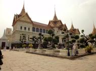 Asisbiz 26 Chakri Maha Prasat Hall Grand Palace Bangkok Thailand 02