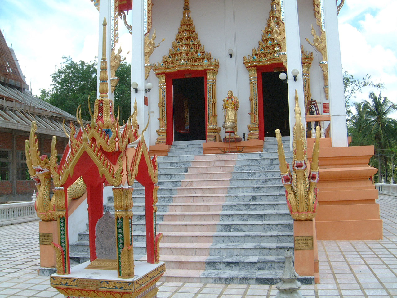 Buddhist Pilgrimage Southern Thailand Apr 2001 20