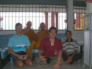 Asisbiz Buddhist Pilgrimage Southern Thailand Apr 2001 03