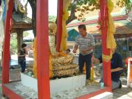 Asisbiz Buddhist Pilgrimage to Southern Thailand Wats Apr 2001 10