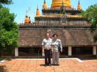 Asisbiz Buddhist Pilgrimage to Southern Thailand Wats Apr 2001 16