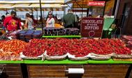 Asisbiz Fishermans Wharf Pier 39 friut stalls San Francisco Bay area CA 02