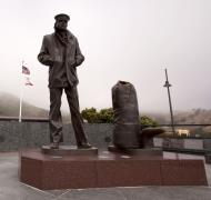 Asisbiz San Francisco Goldern Gate Bridge lookout area Statue the Sailor July 2011 01