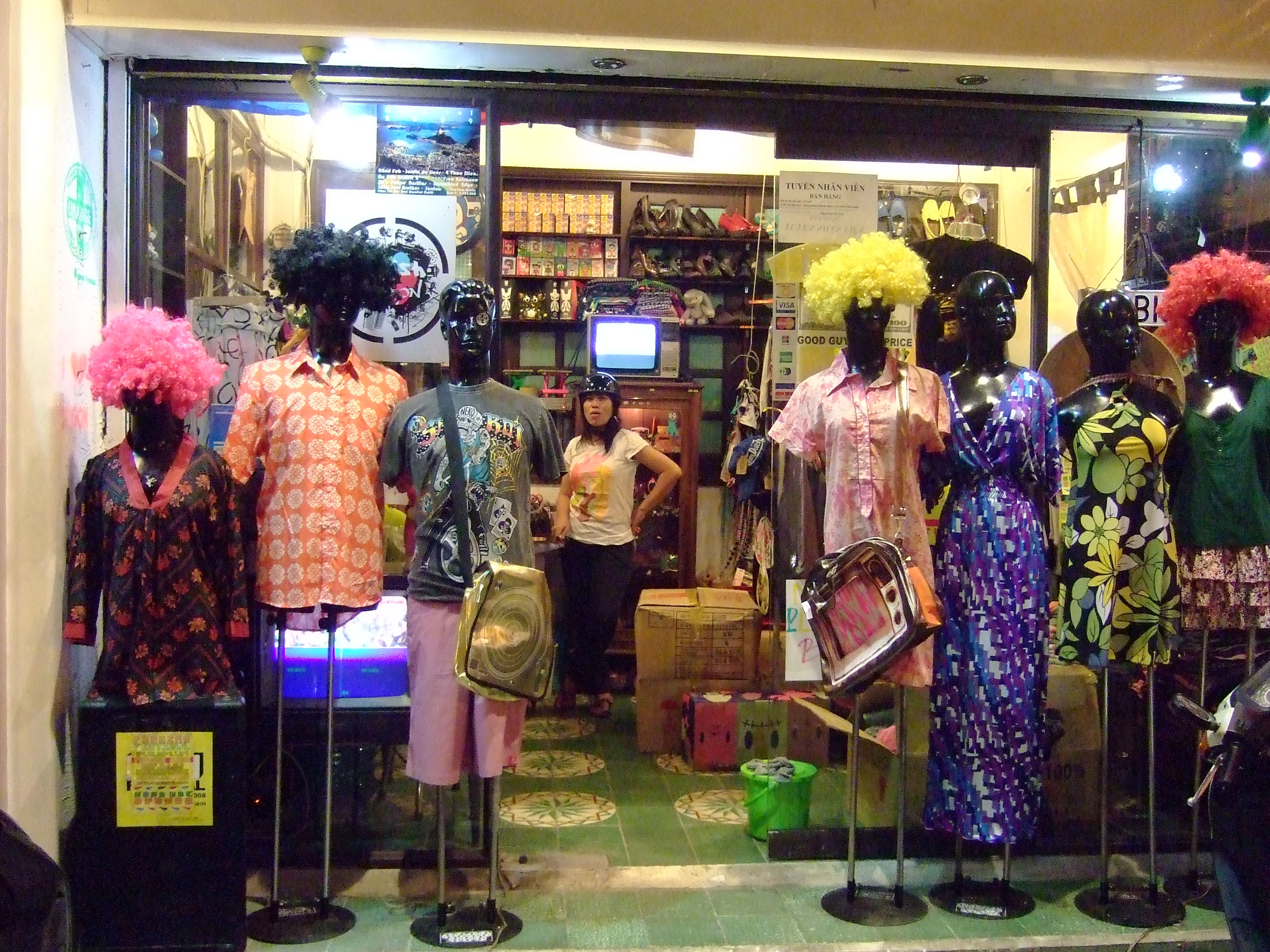 Vietnam Ho Chi Minh City Saigon Fashion shops Feb 2009 01