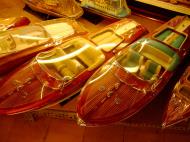 Asisbiz Shops Ho Chi Minh 9 Lam Son Square wooden models Feb 2009 08