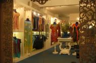 Asisbiz Vietnam Ho Chi Minh City Saigon Fashion shops Feb 2009 13