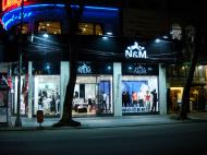 Asisbiz Vietnam Saigon HCMC Dong Khoi St shops Nov 2009 05