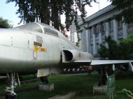 Asisbiz HCMC Museum VNAF 71 0271 Northrop F 5A Freedom Fighter 2009 01