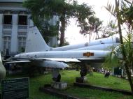 Asisbiz HCMC Museum VNAF 71 0271 Northrop F 5A Freedom Fighter 2009 02