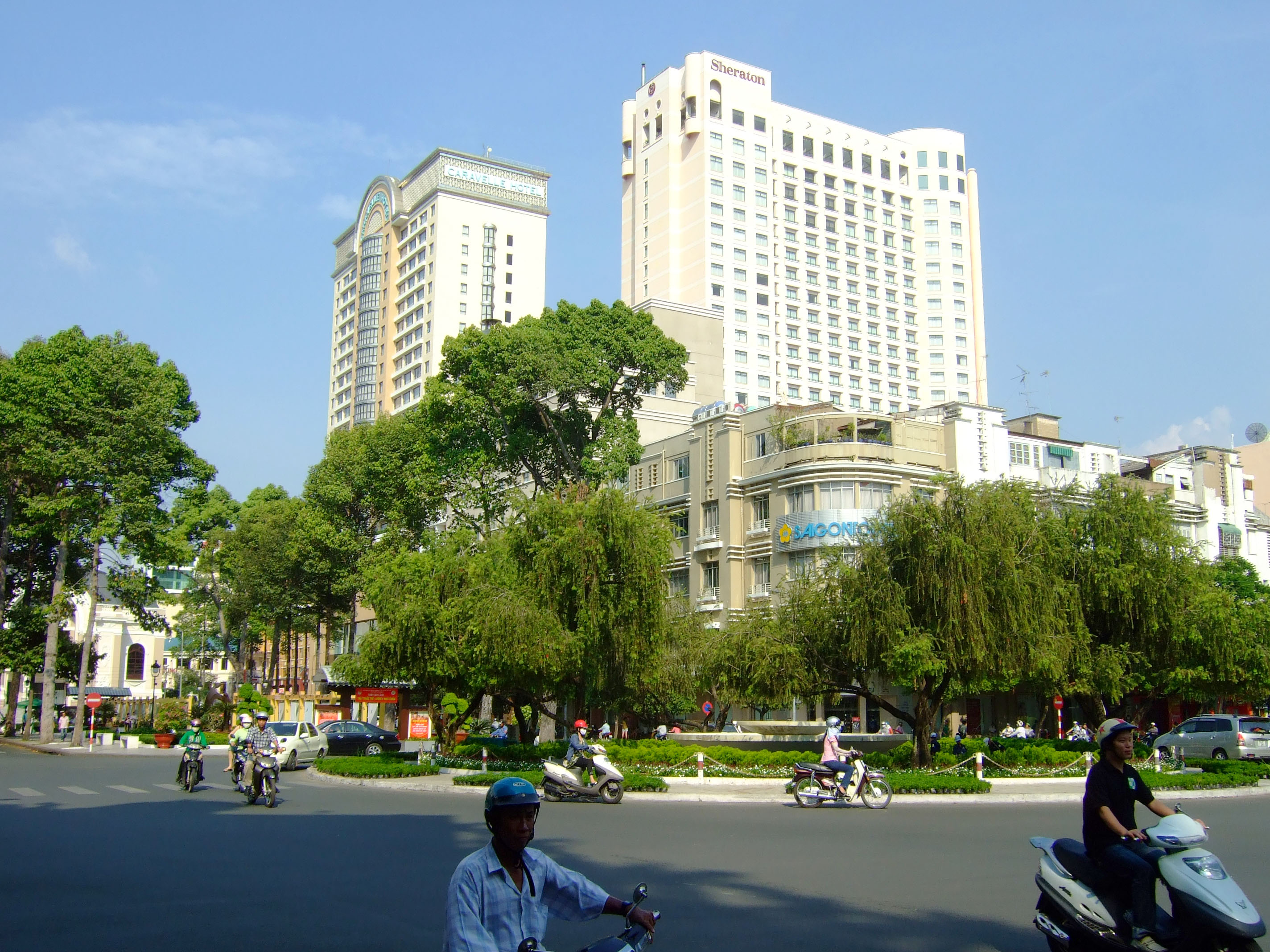 Vietnam Ho Chi Minh Caravelle Hotel and Sheraton Hotel Saigon Feb 2009 02