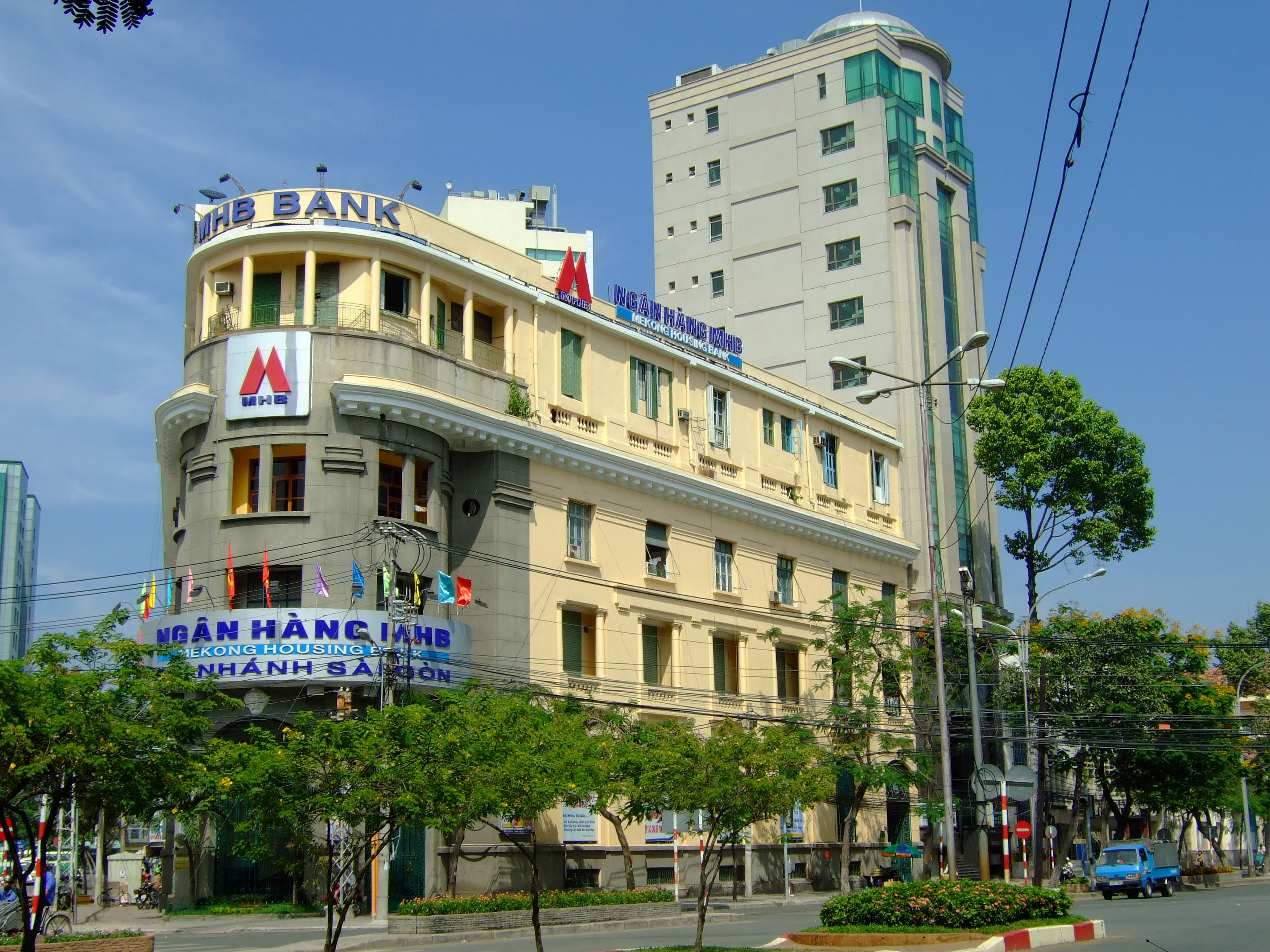 Vietnam Ho Chi Minh City area Mekong Housing Bank Saigon Feb 2009 01
